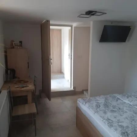 Luka 2 Apartman