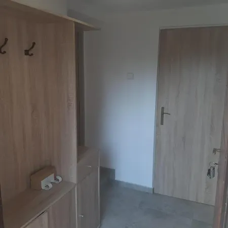 Luka 2 Apartman *
